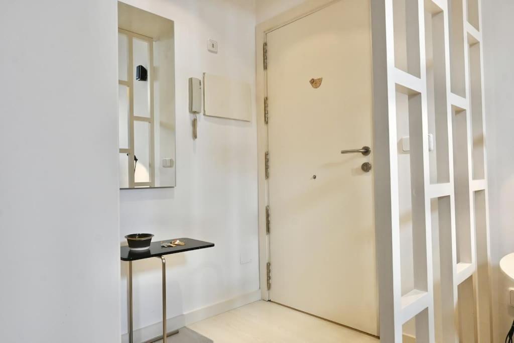 For You Rentals Apartamento Temporal Con Encanto A Pocos Metros Del Sol Myr13 Madrid Dış mekan fotoğraf