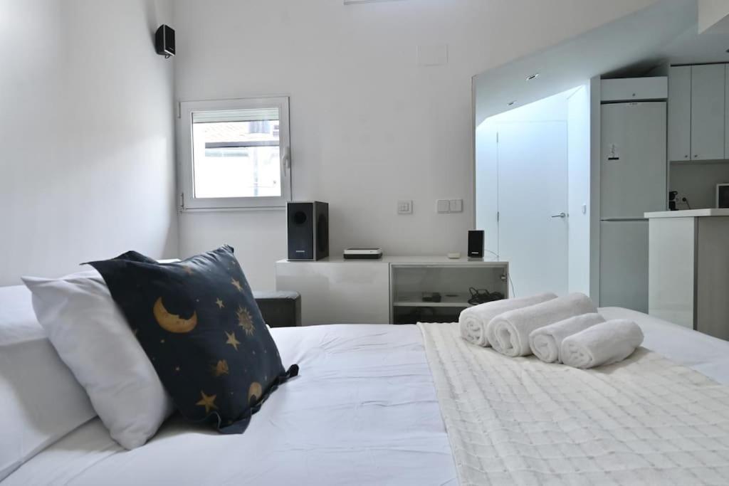 For You Rentals Apartamento Temporal Con Encanto A Pocos Metros Del Sol Myr13 Madrid Dış mekan fotoğraf